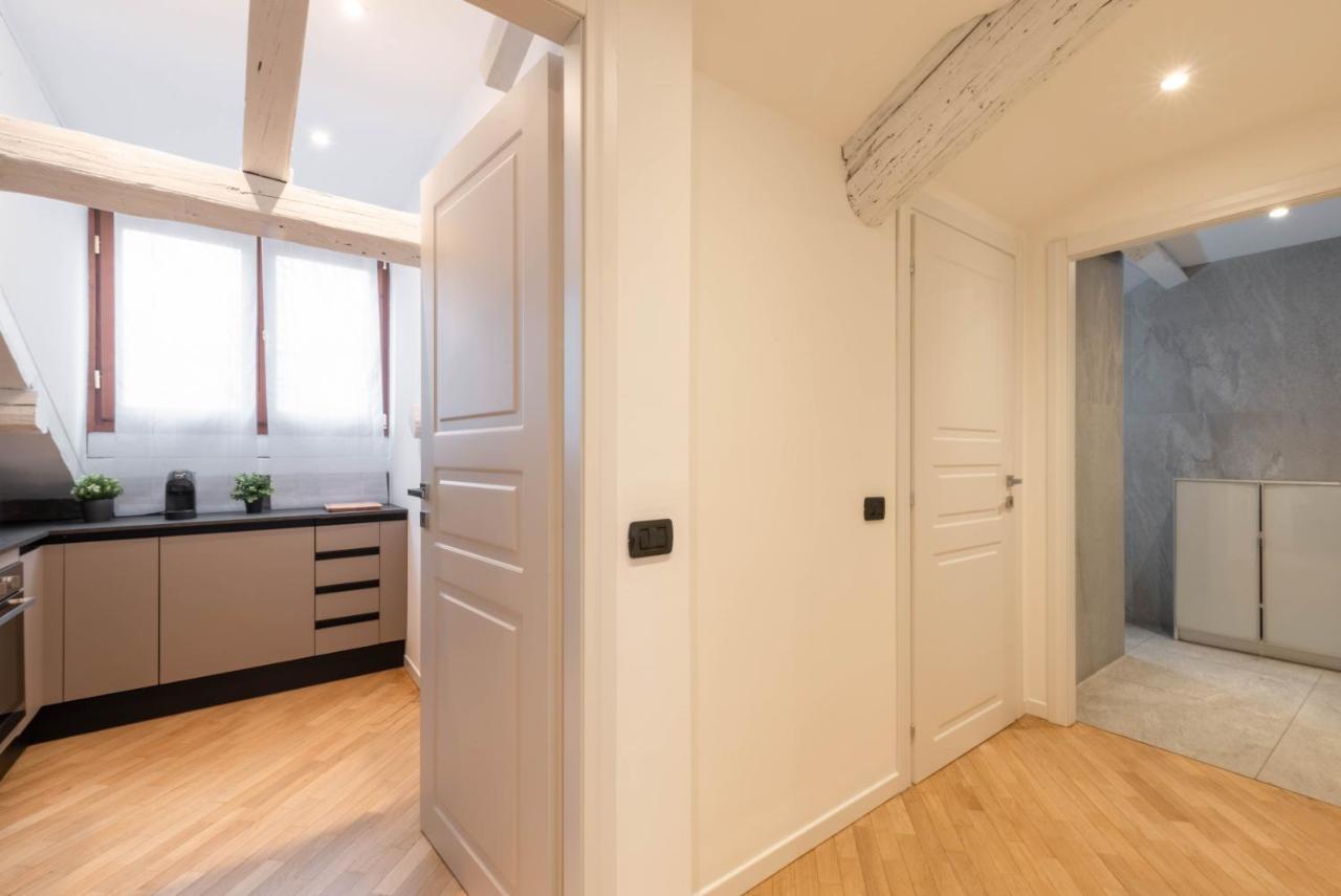 Brera Flat Near Duomo Appartamento *
